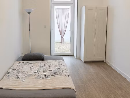location meublée appartement 1 pièce 19 m² à les herbiers (85500)  380 €