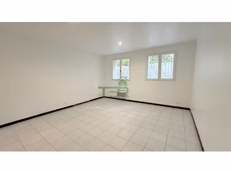 montpellier  figuerolles - studio spacieux et lumineux de 29m2 -