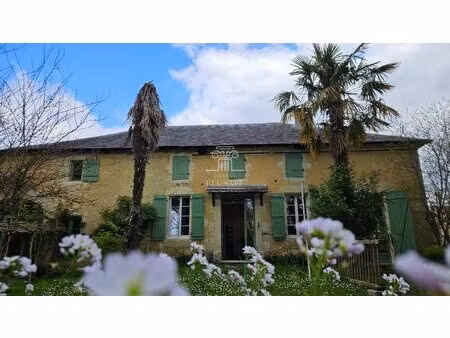 maison en pierre de 180 m2  4 chambres - en campagne - secteur eauze
