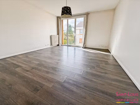 proche abbaye poissy appartement 3 pièces 65 m2