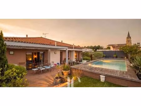appartement avec terrasse et piscine saint-didier-au-mont-d’or (69)