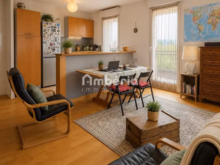 appartement 2 chambres  balcon  garage et place de parking