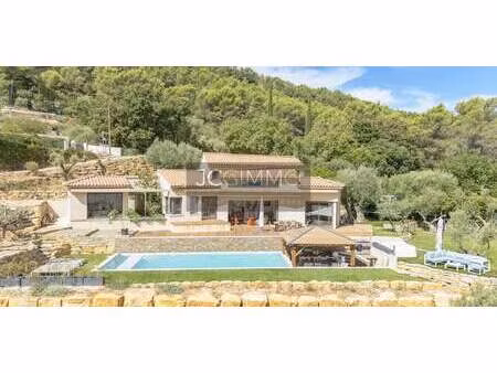 villa avec piscine solliès-ville (83)