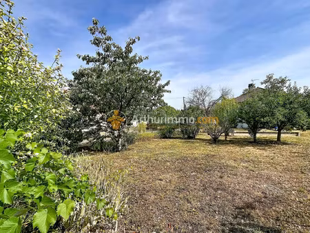 vente terrain 424 m2 à saint-alban-de-roche