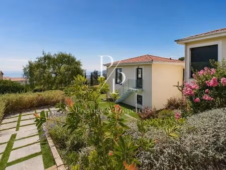 a vendre - domaine privé - villa 4 chambres en suite - vue mer panoramique - mandelieu la.