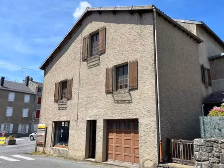 vente maison 2 pièces 106 m² à angles (81260)  50 000 €