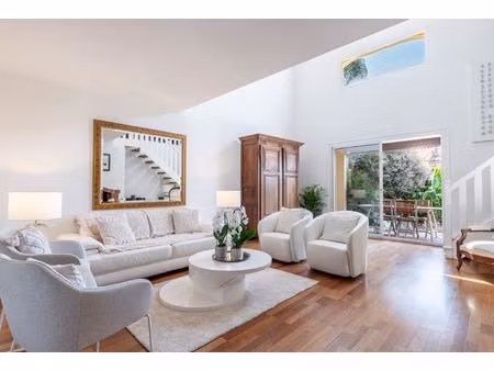 vente villa de luxe nice 6 pièces 140.16 m² <meta name="description" content="proposée en 