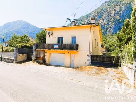 maison à quié (09400)