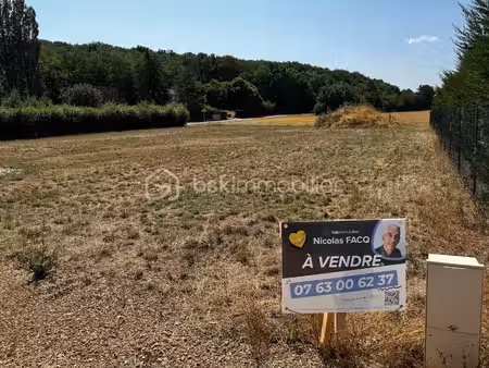 lotissement de 1 170 m² à vinon
