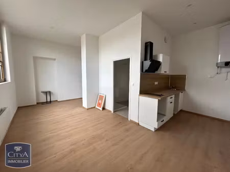 appartement à louer 1 pièce 32.5 m² - saint-quentin (02) - 400€