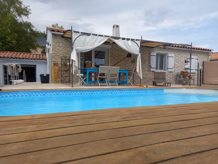 salernes villa de plain pied 4 pièce(s) 96.1 m2 et piscine