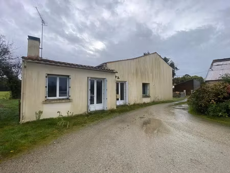 vente maison 5 pièces 84 m² à la chapelle-achard (85150)  154 900 €