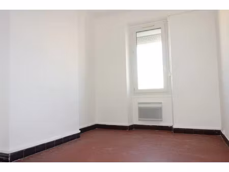 location appartement 2 pièces 38 m² à marseille 3 (13003)