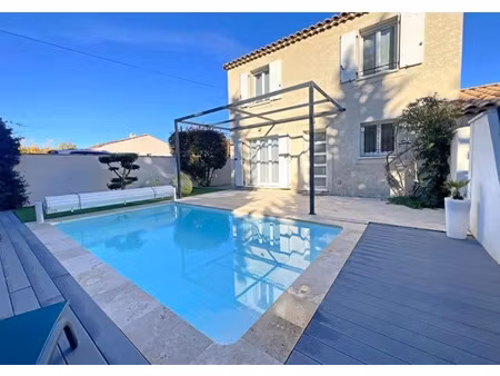 vente maison 5 pièces 102 m² eyguières (13430)