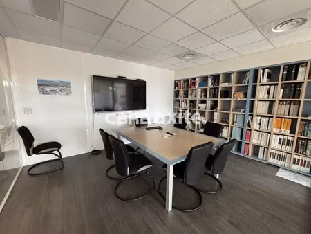 location local professionnel 234m² chavanod 74650