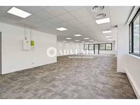 location bureaux 87 m²