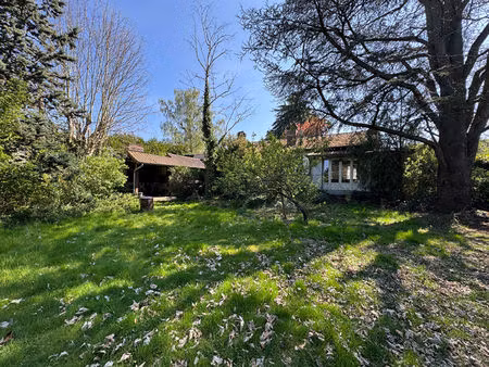 jolie maison à rénover bazoches-sur-guyonnes 4 pièces 126 5m2  1237m2 de terrain