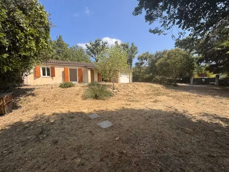 location maison 4 pièces 84 m² à montauroux (83440)