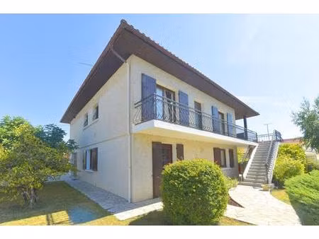 maison - 168m ²