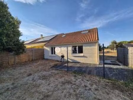 vente maison à saint-hilaire-de-clisson (44190) : à vendre / 77m² saint-hilaire-de-clisson