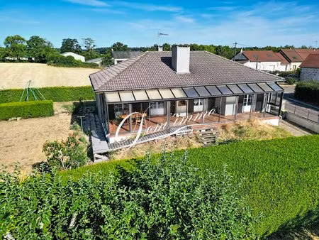 vente interactive progressive* en exclusivité à saulieu : pavillon sur sous-sol avec 4 cha
