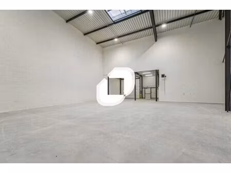 location local d’activités osny 95520 546m²