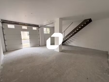 location local d’activités saint ouen l aumone 95310 75m² à 275m²