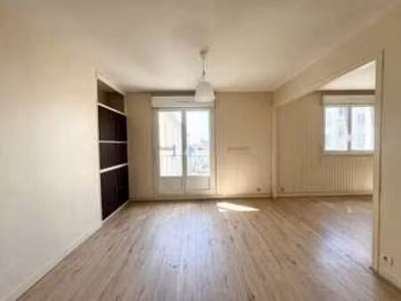 vente appartement 3 pièces à lorient (56100) : à vendre 3 pièces / 58m² lorient