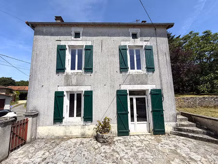 maison de 83m² habitables avec 2 chambres  dépendances et jardin de 1393m²