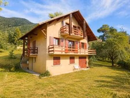 vente maison à guillestre (05600) : à vendre / 93m² guillestre