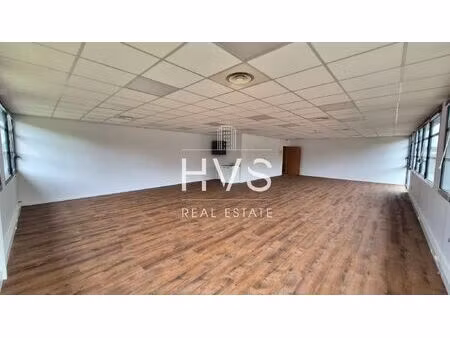 location local professionnel 109m² aix en provence 13100
