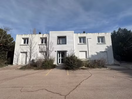 location local professionnel 320m² aix en provence 13290