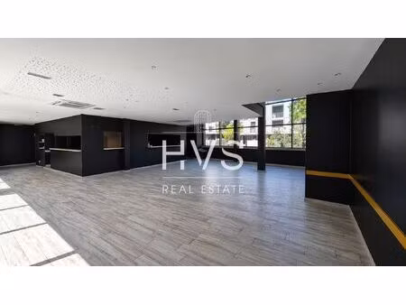 location local commercial 600m² vitrolles 13127