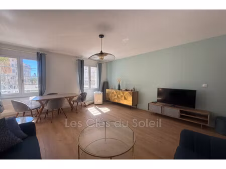location appartement 3 pièces 70m² toulon 83000