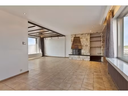appartement te koop in deurne met 1 slaapkamer