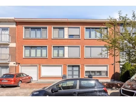appartement te koop in wilrijk met 3 slaapkamers