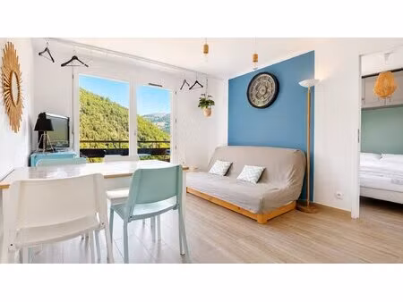 appartement rénové 2 pièces bis 26 7m² + cave saint jean d'aulps
