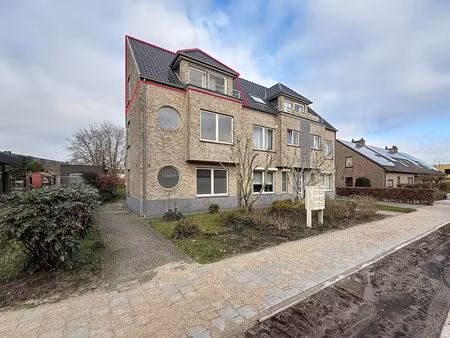 appartement te koop in wuustwezel met 1 slaapkamer