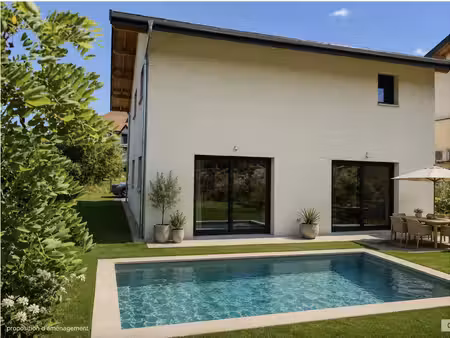 magnifique villa de 2024-t4 de 130 m2- saint cergues