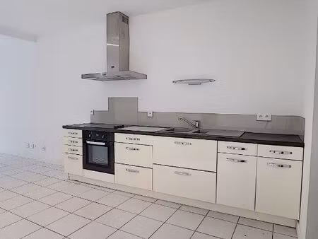 maison à 10 minutes de saint andre de cubzac 3 pièce(s) 65.64 m2