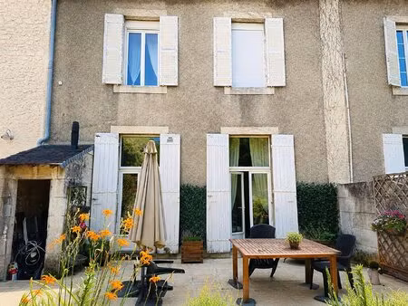 maison de ville avec magnifique jardin périgueux 188 m2