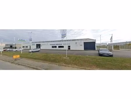 location local d’activités le rheu 35650 1620m²