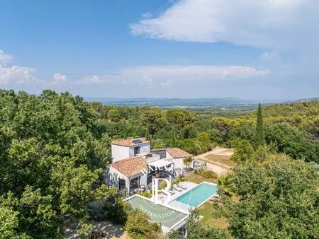 proche d'aix-en-provence - propriété contemporaine d'architecte de 264 m2 - 3 chambres -..