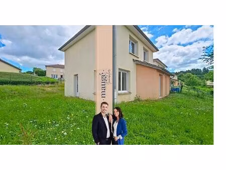 maison - 3 chambres - garage - jardin - proche centre village