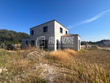 rare très belle maison à finir d'achever avec belles prestations