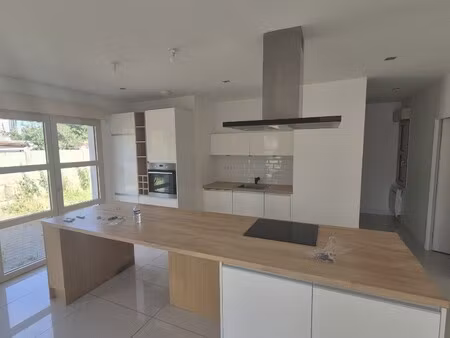 location maison 4 pièces 82m² hornaing 59171