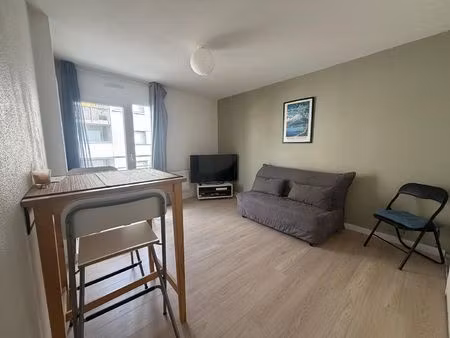 location appartement 1 pièce  20.43m²  nantes