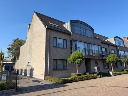 appartement te koop in zoersel met 2 slaapkamers