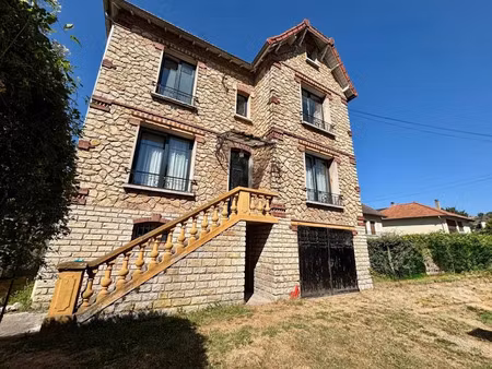 vente maison 8 pièces 165 m² à etampes (91150)  335 000 €