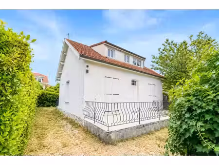 vente maison royan 17200 - - surface privée